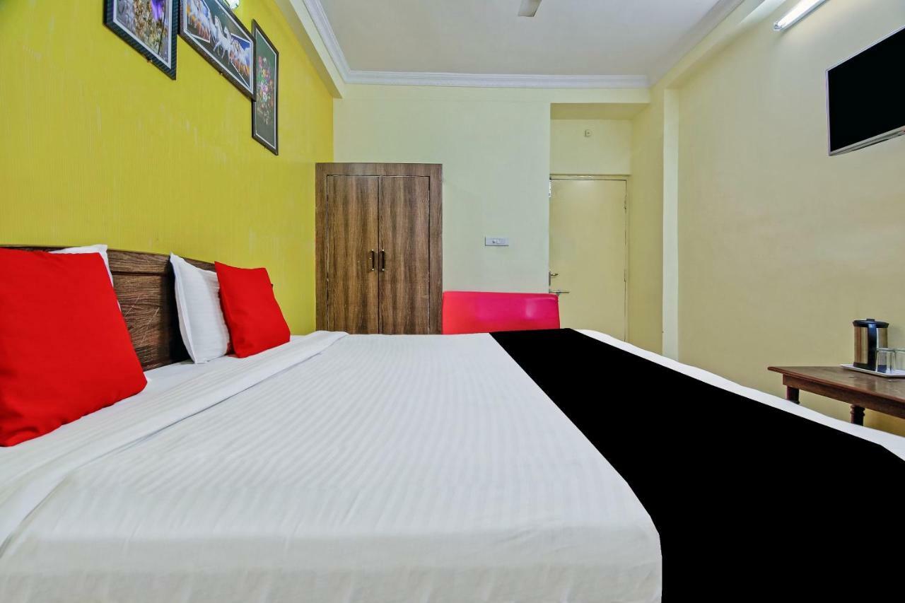 Capital O 41962 Hotel Mandakini Continental Lucknow Ngoại thất bức ảnh